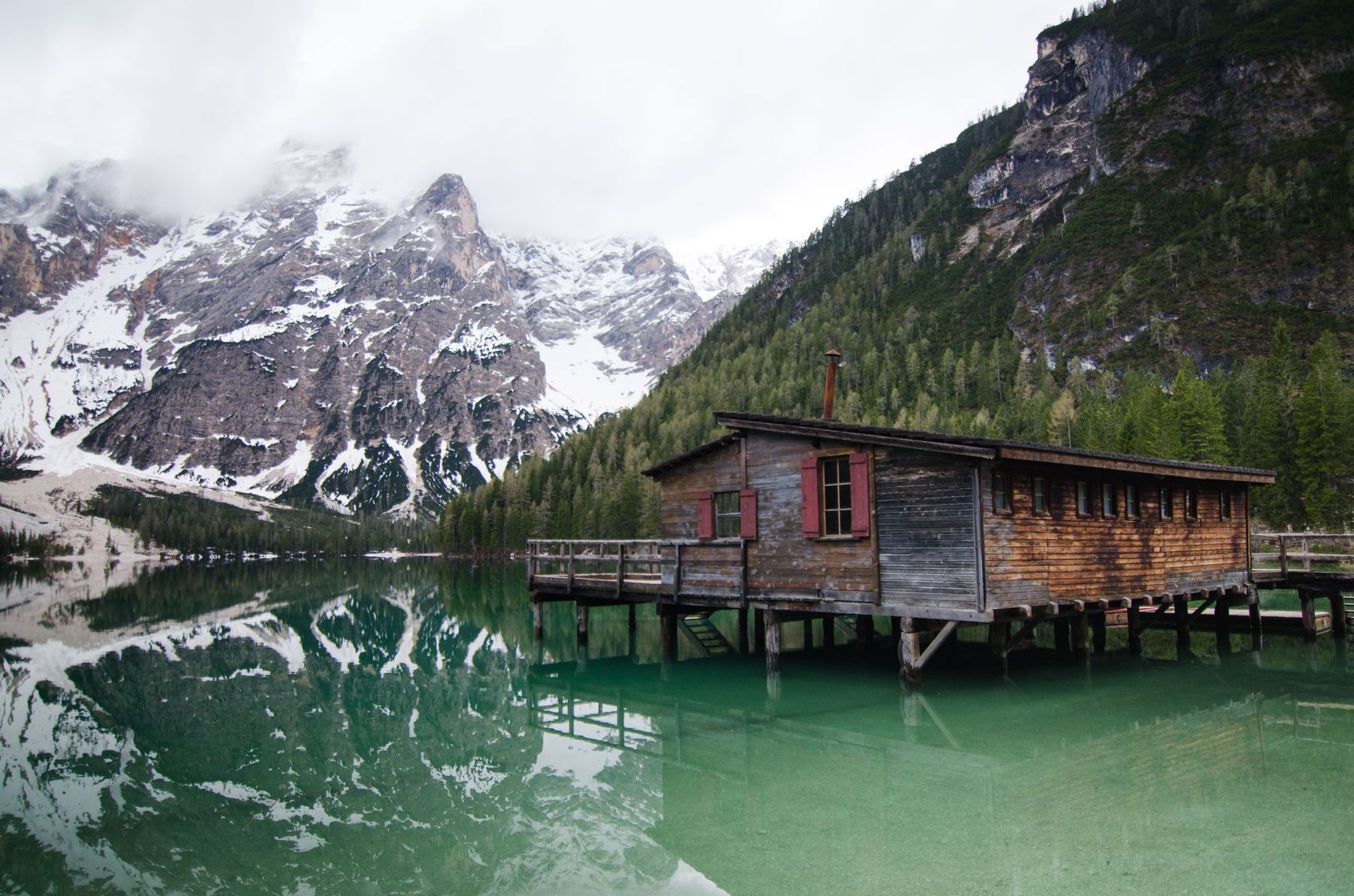 A home above a Sierra lake